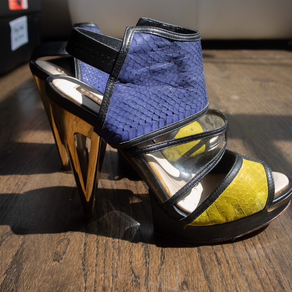 BCBGMAXAZRIA fun neon shoes